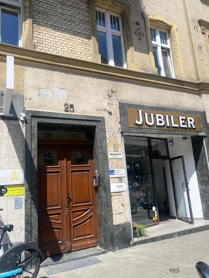 Przytulna Kawalerka Z Balkonem 10Min Pieszo Od Dworca/Galerii Daire Katoviçe Dış mekan fotoğraf